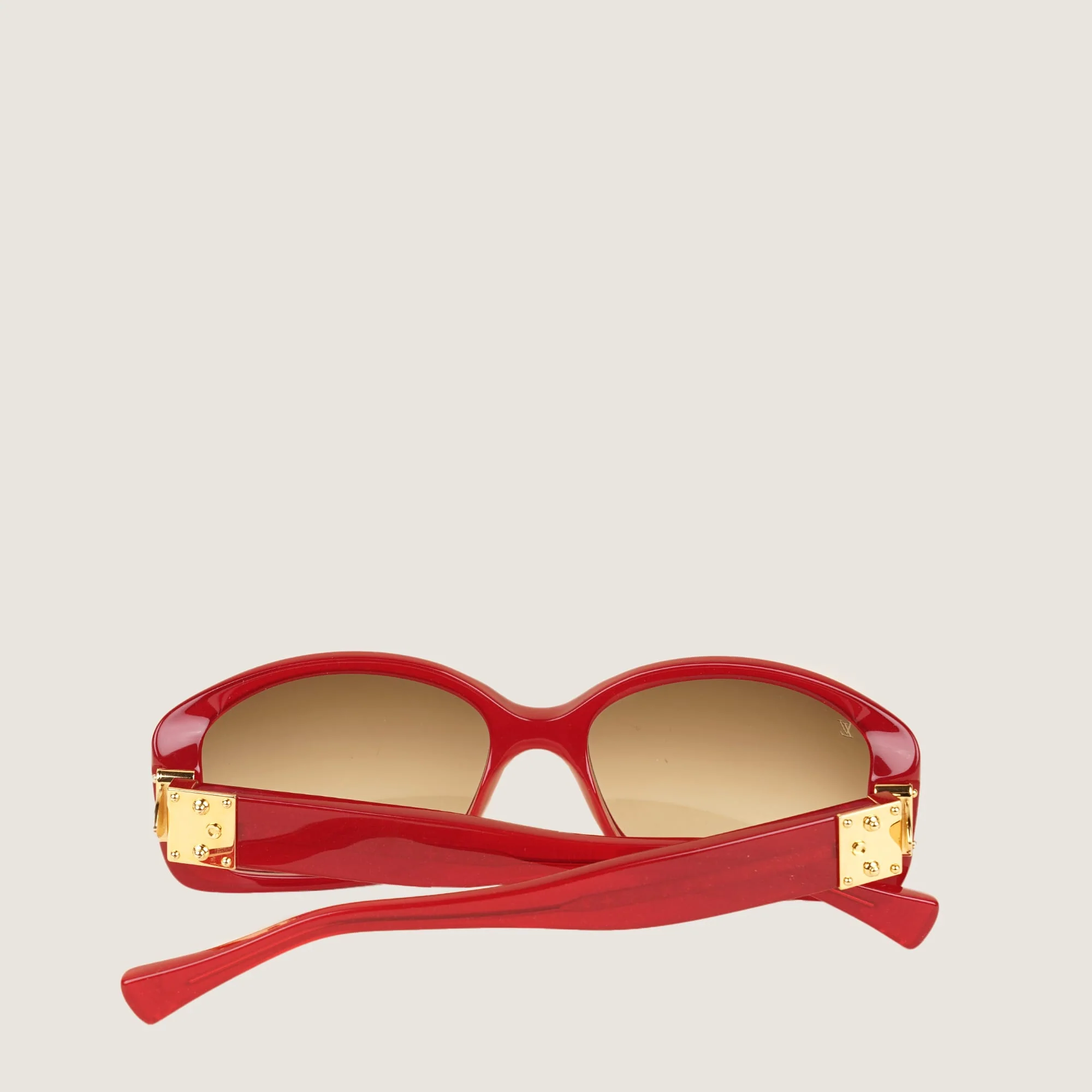 Soupcon Sunglasses Red - Image 3