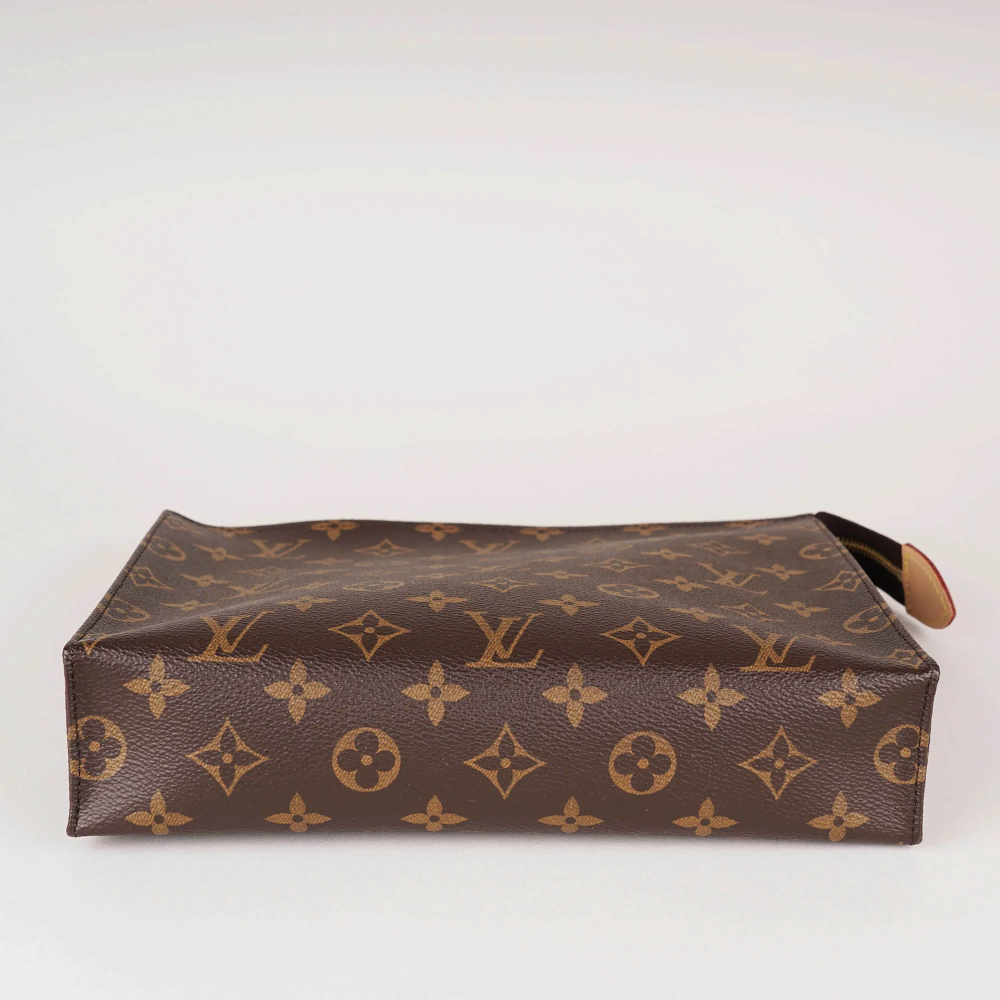 Toiletry Pouch 26 - Image 5