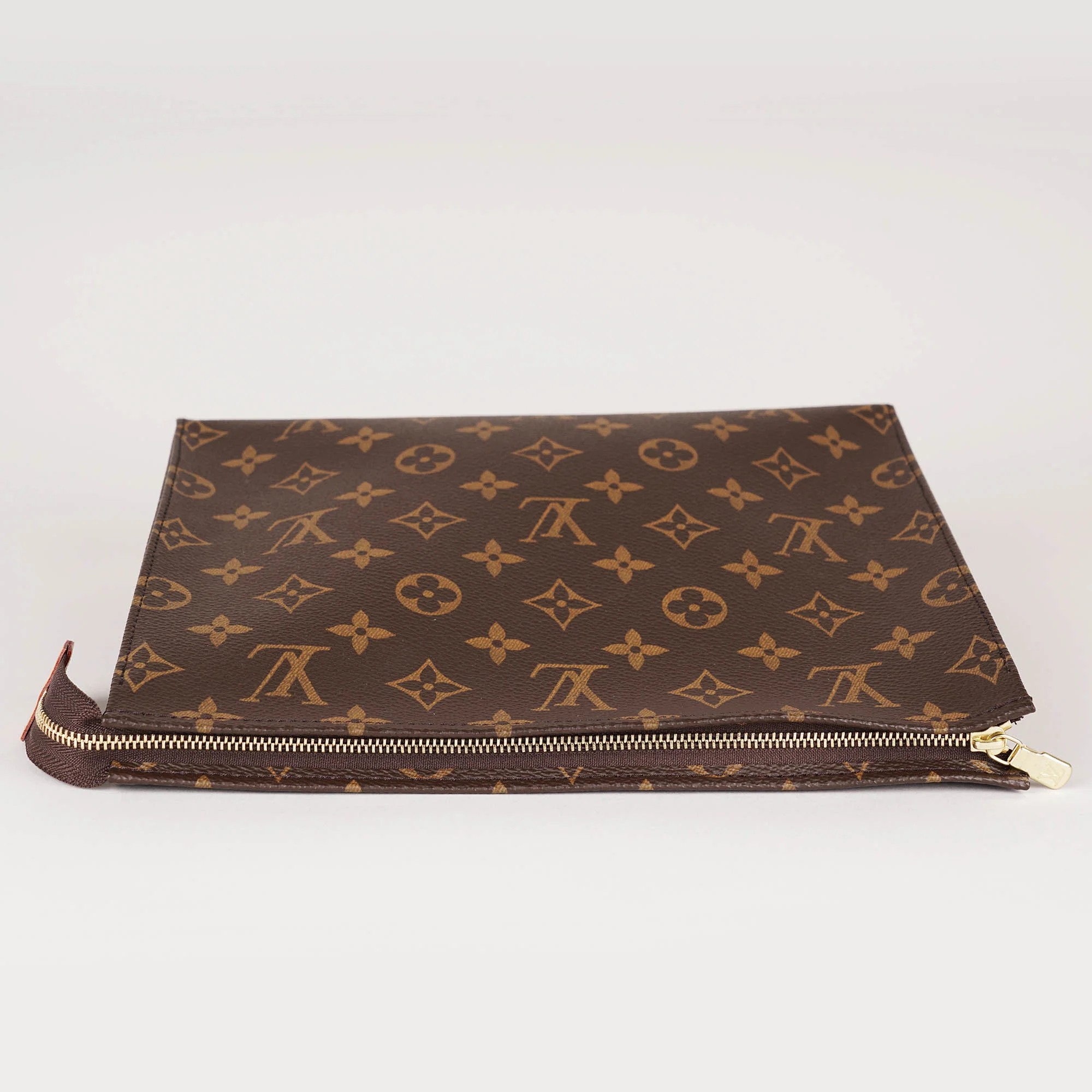 Toiletry Pouch 26 - Image 6