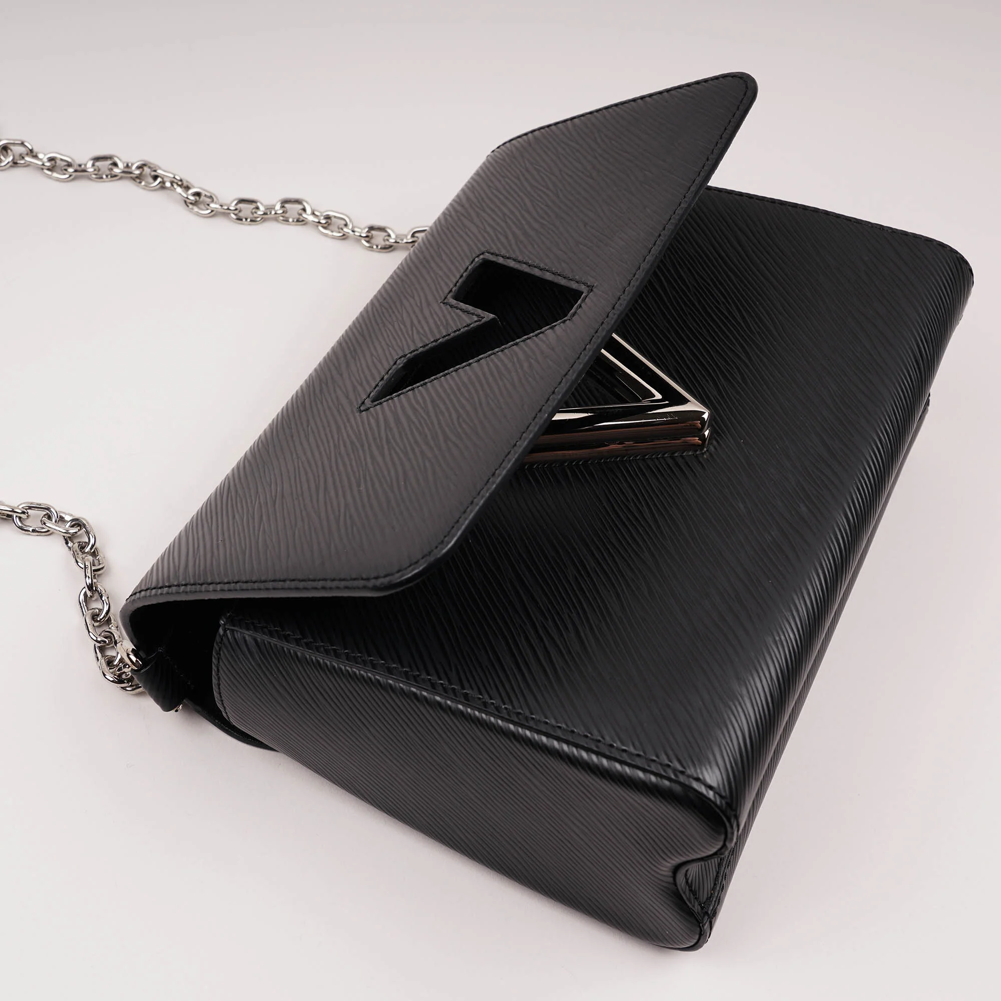 Twist MM Shoulder Bag - Image 10