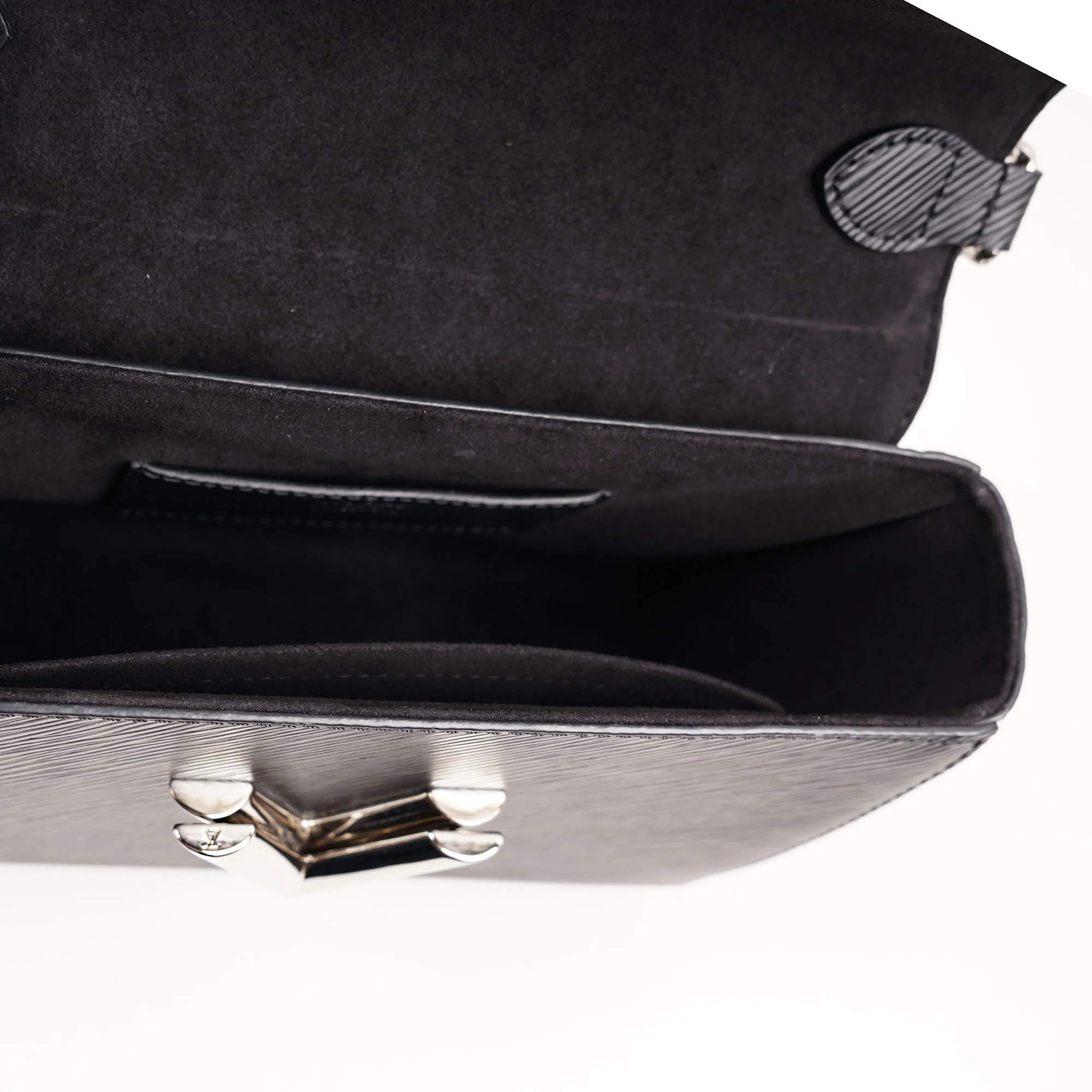 Twist MM Shoulder Bag - Image 9