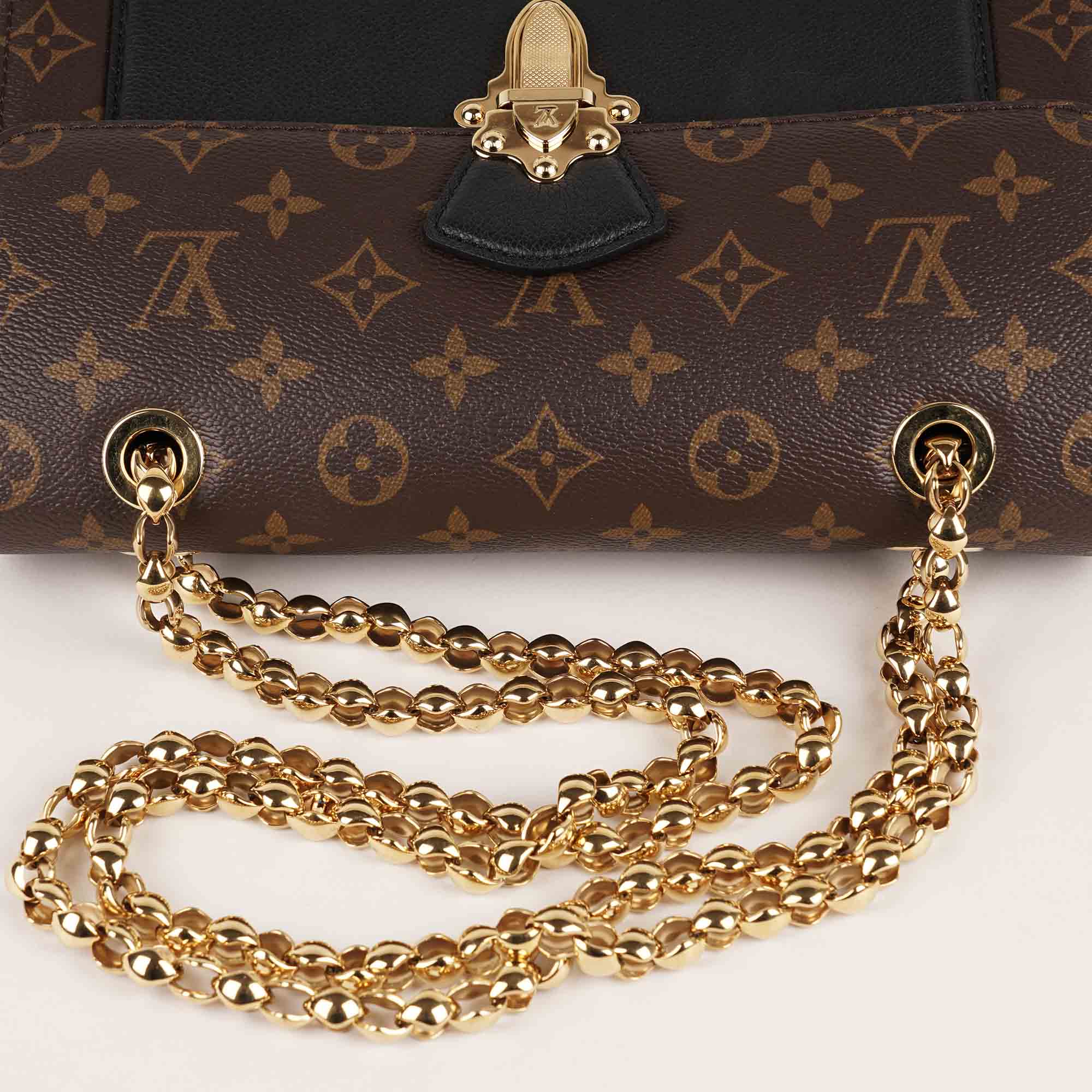 Victoire Shoulder Bag - Image 6