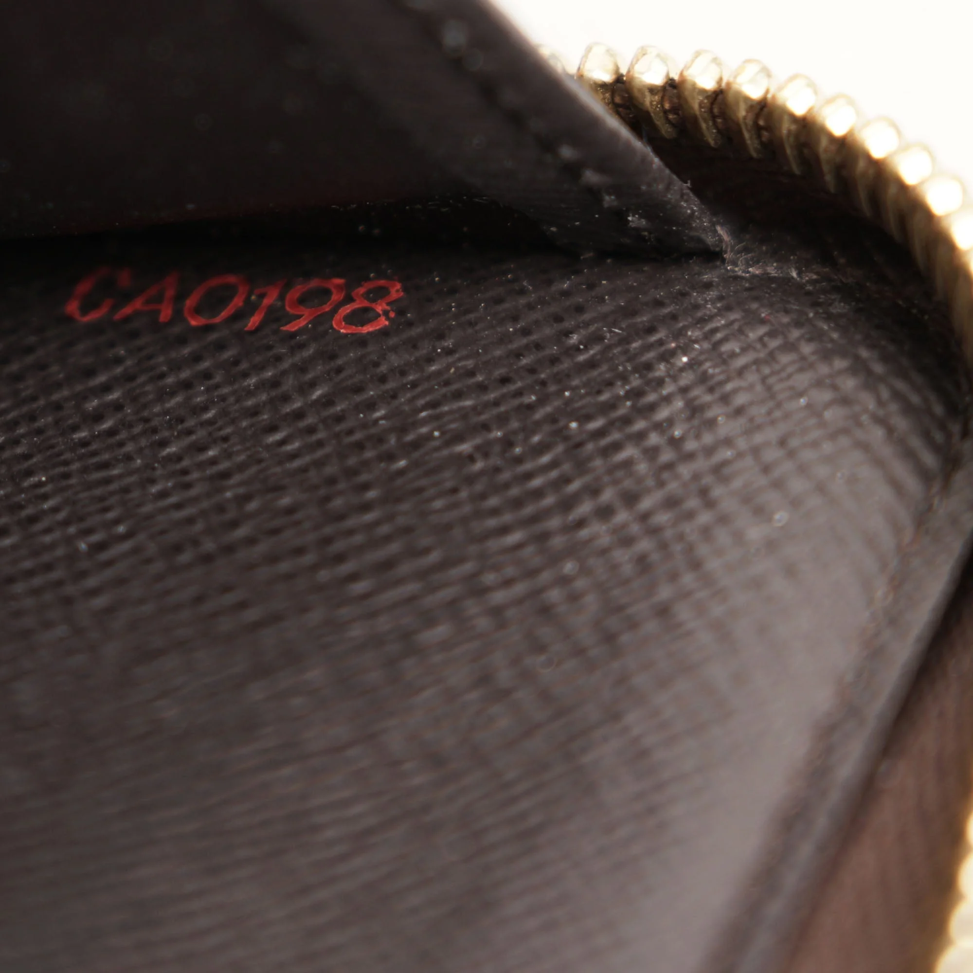 Zippy Organizer Wallet - Image 7