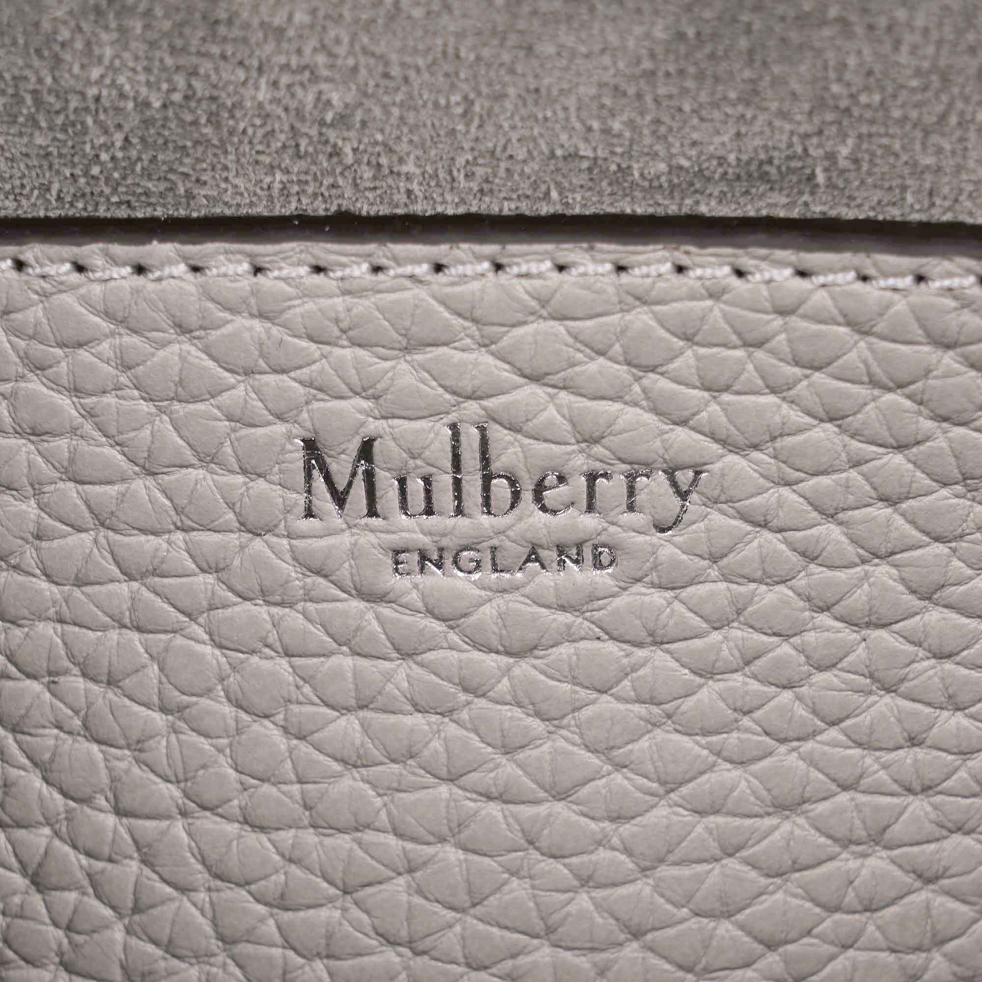 Medium Lily Shoulder Bag - Image 9