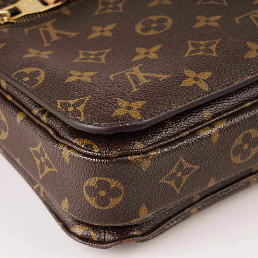 Pochette Metis Bag - Image 13