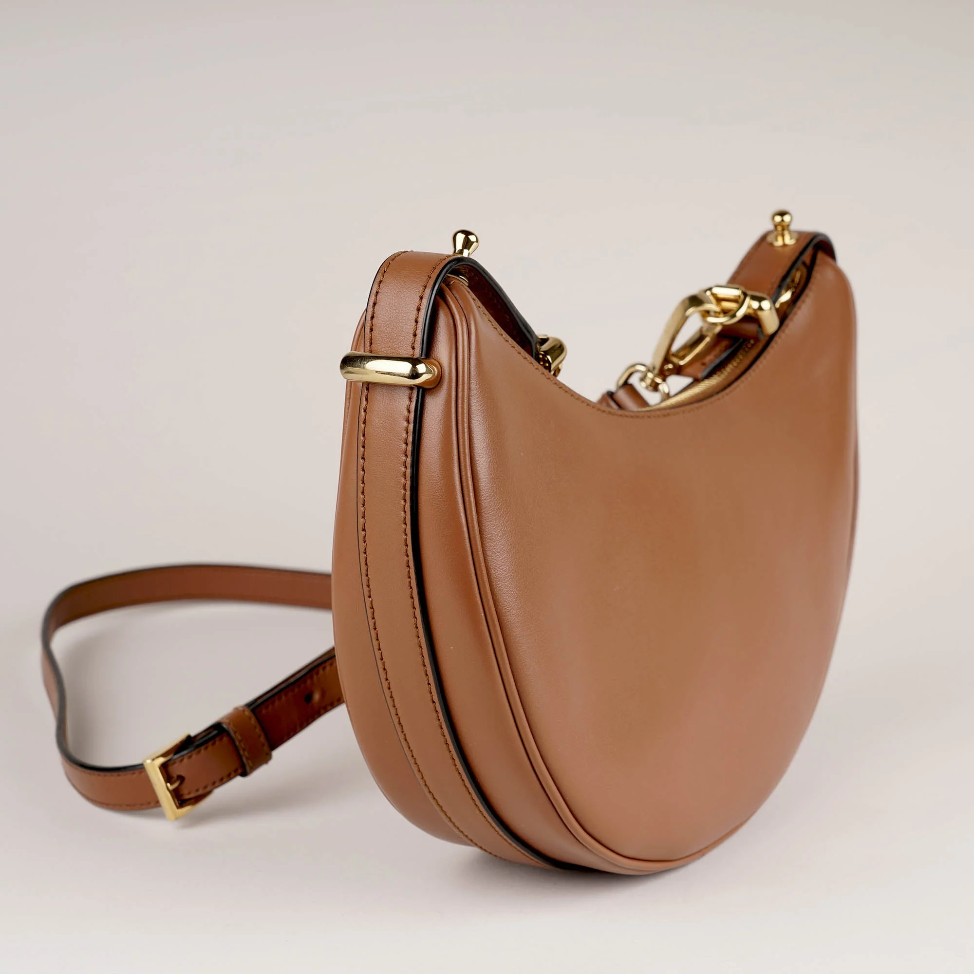 Arqué Shoulder Bag - Image 4