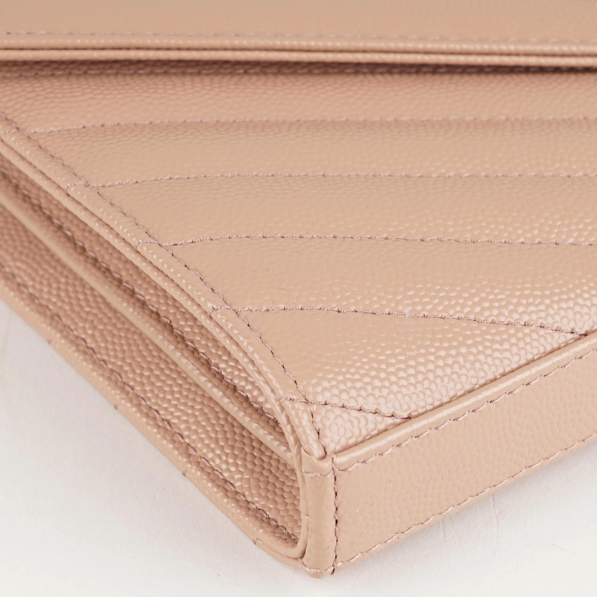 Cassandre Large Envelope Chain Wallet - Image 10