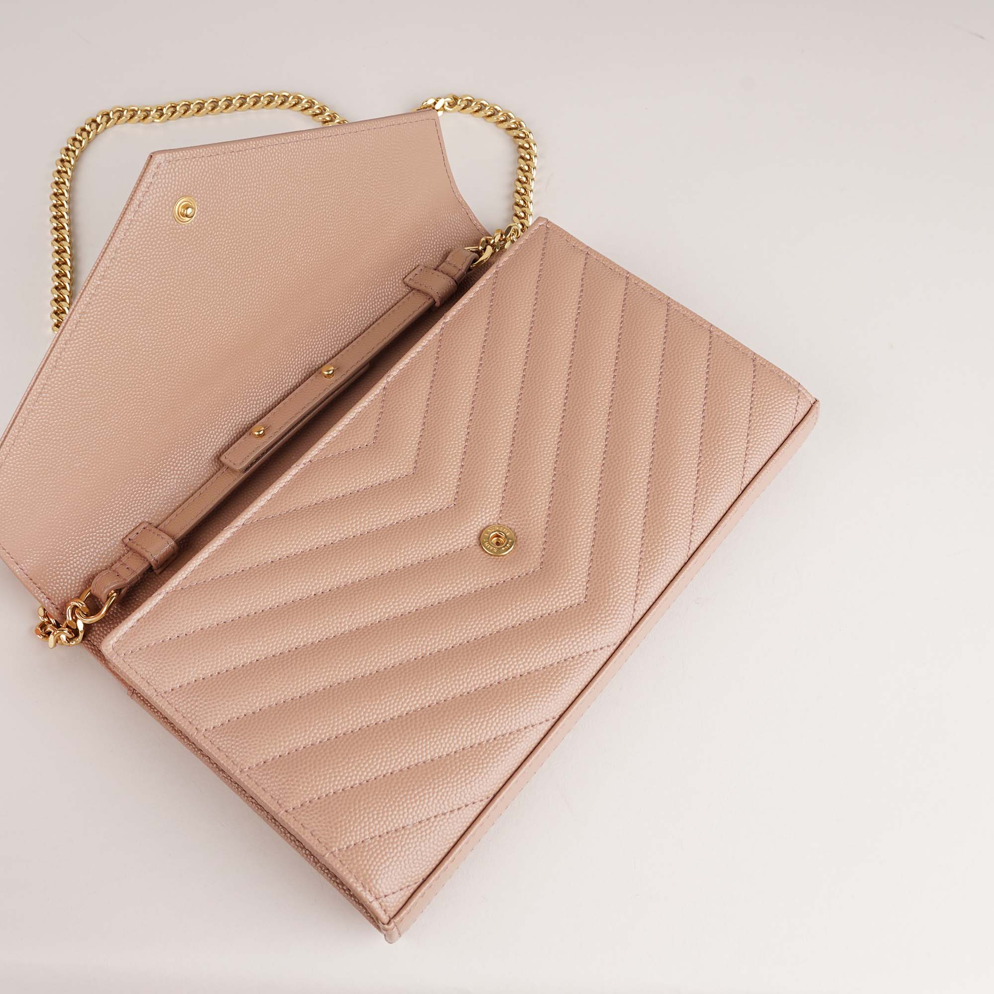 Cassandre Large Envelope Chain Wallet - Image 7