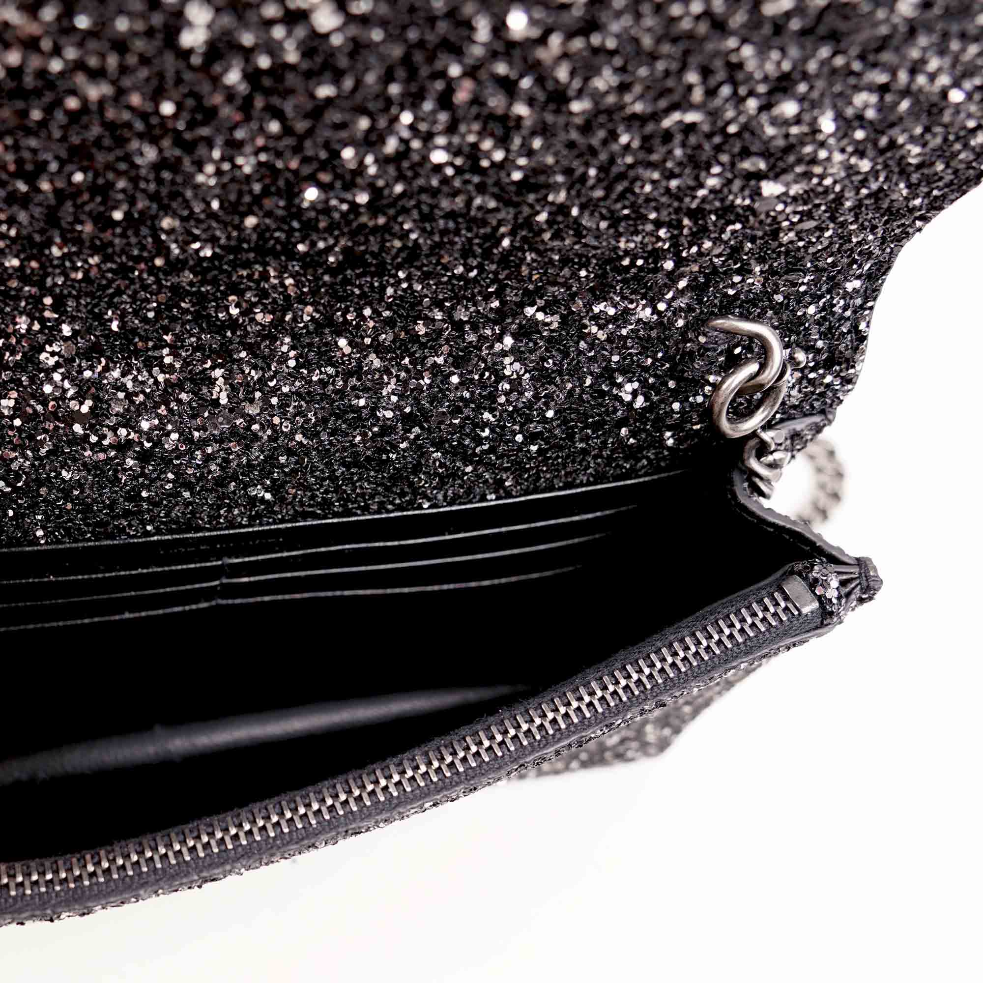 Kate Tassel Wallet on Chain - Image 10
