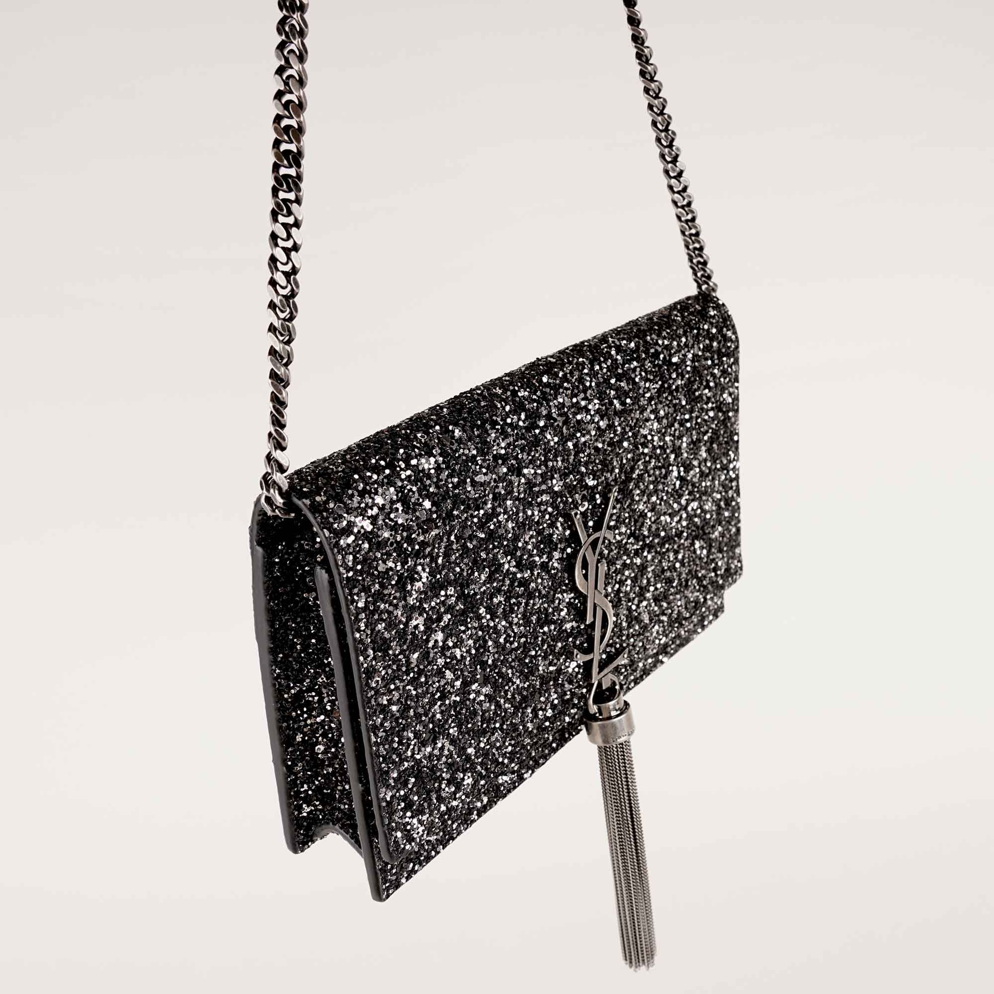 Kate Tassel Wallet on Chain - Image 3