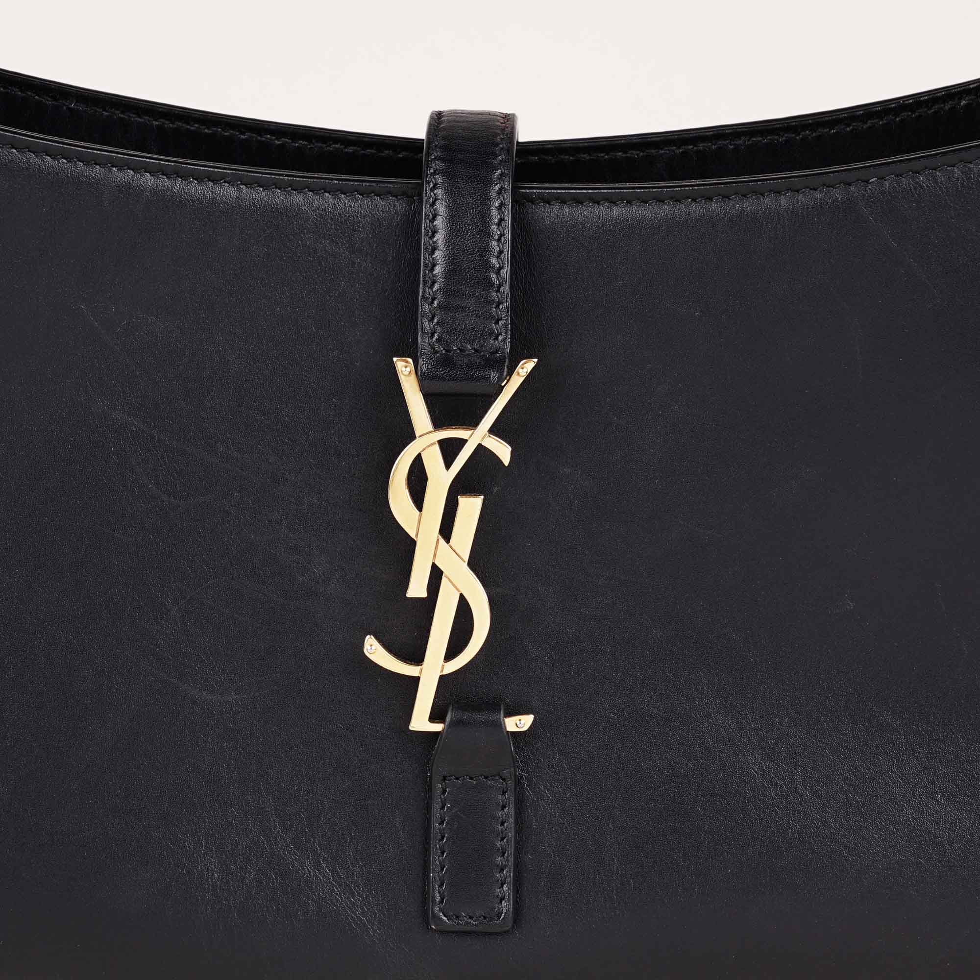 Le 5 à 7 Hobo Bag - Image 7