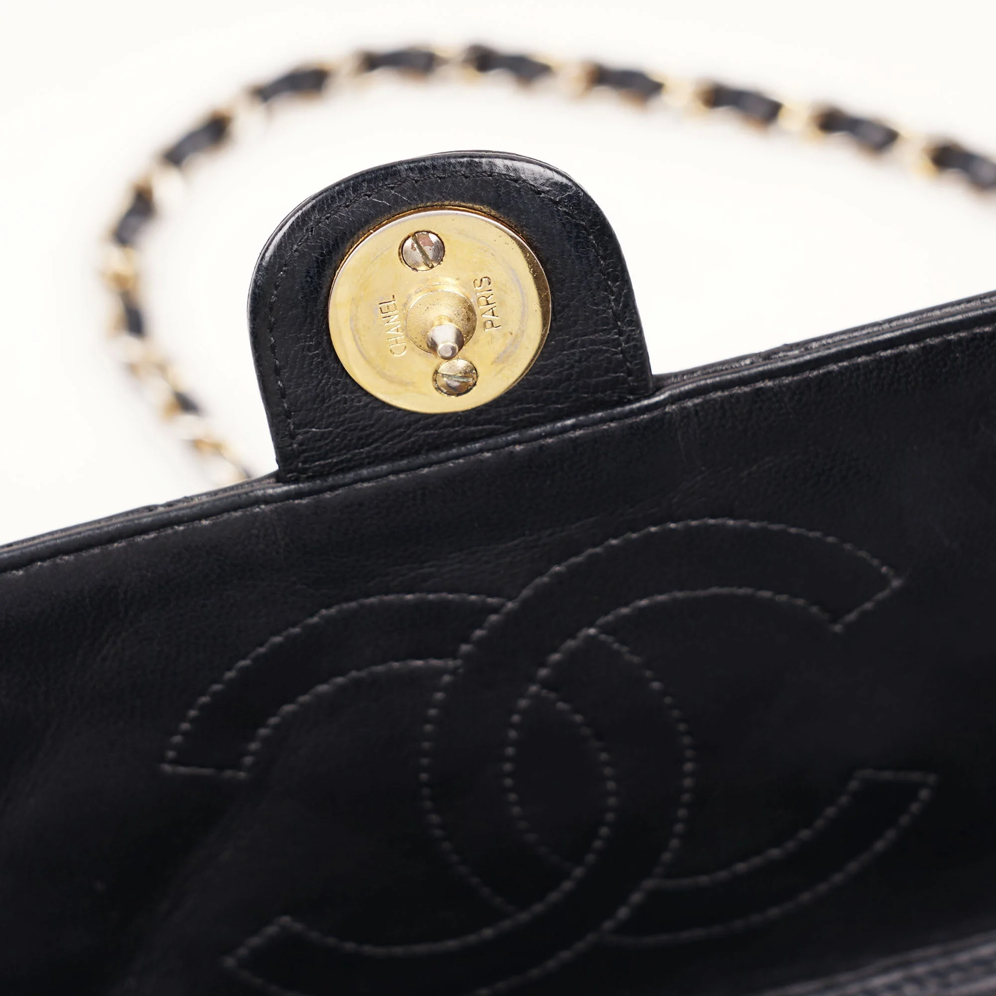 Vintage Flap Bag - Image 12