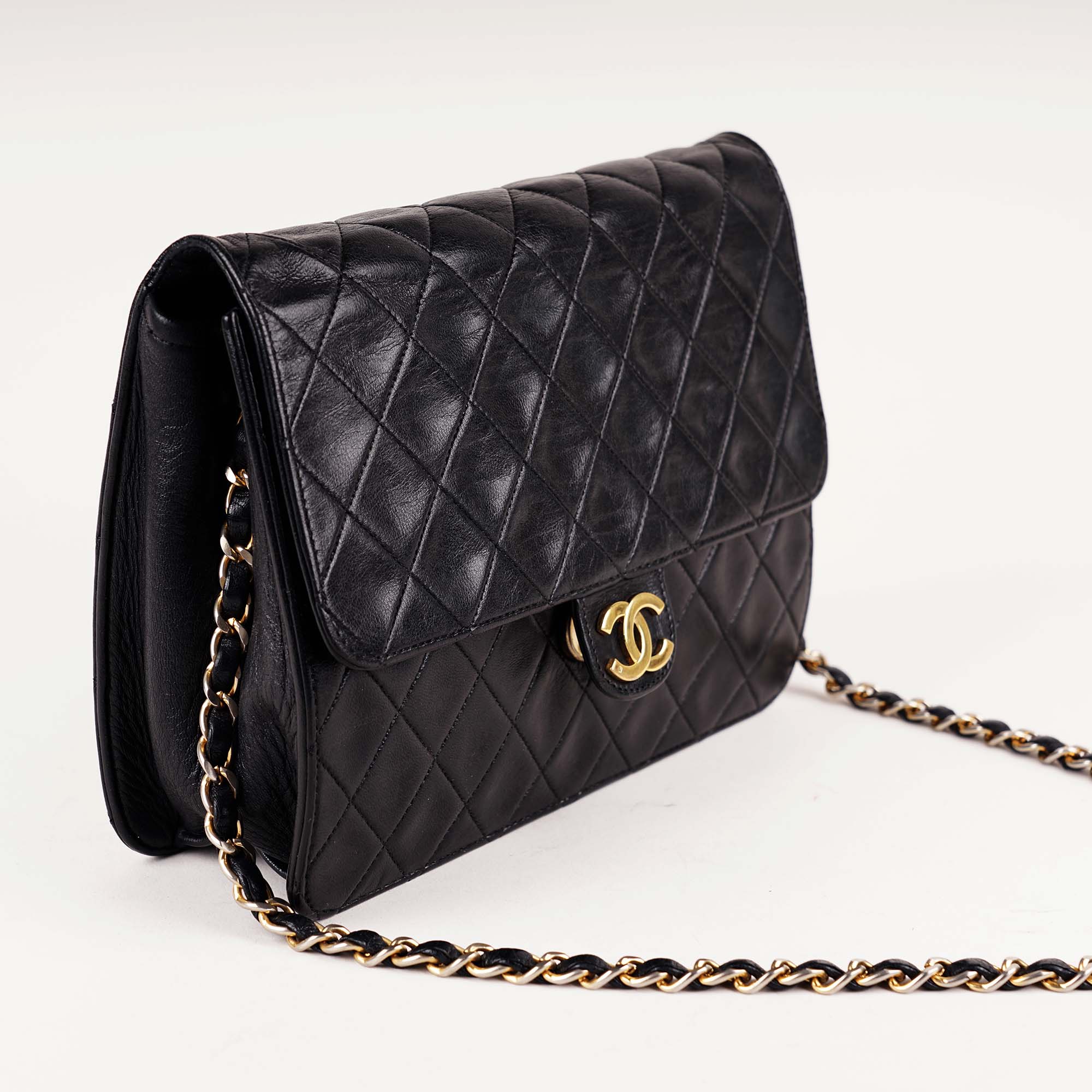 Vintage Flap Bag - Image 3