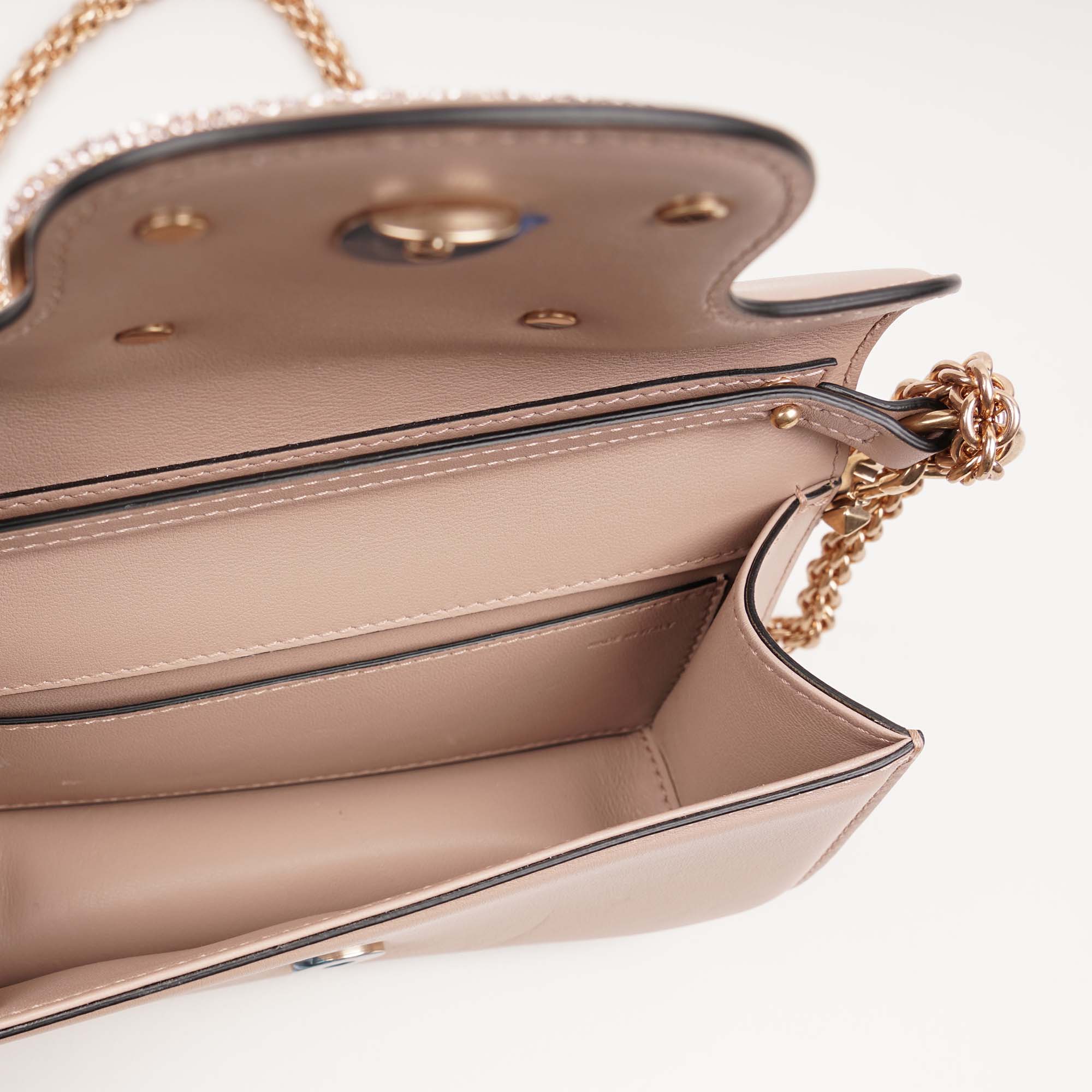 Locó Small Shoulder Bag - Image 9
