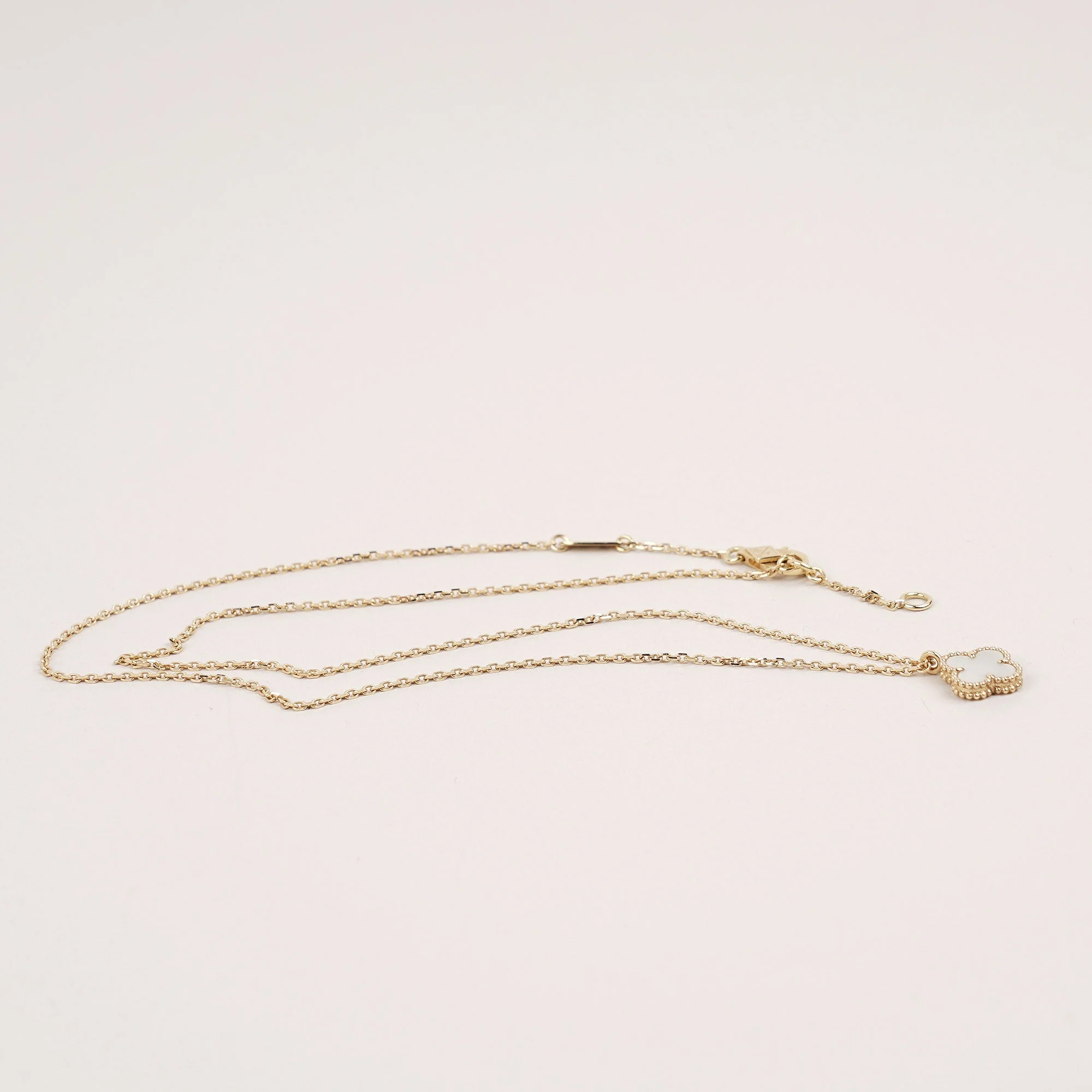 Sweet Alhambra Pendant Necklace - Image 4